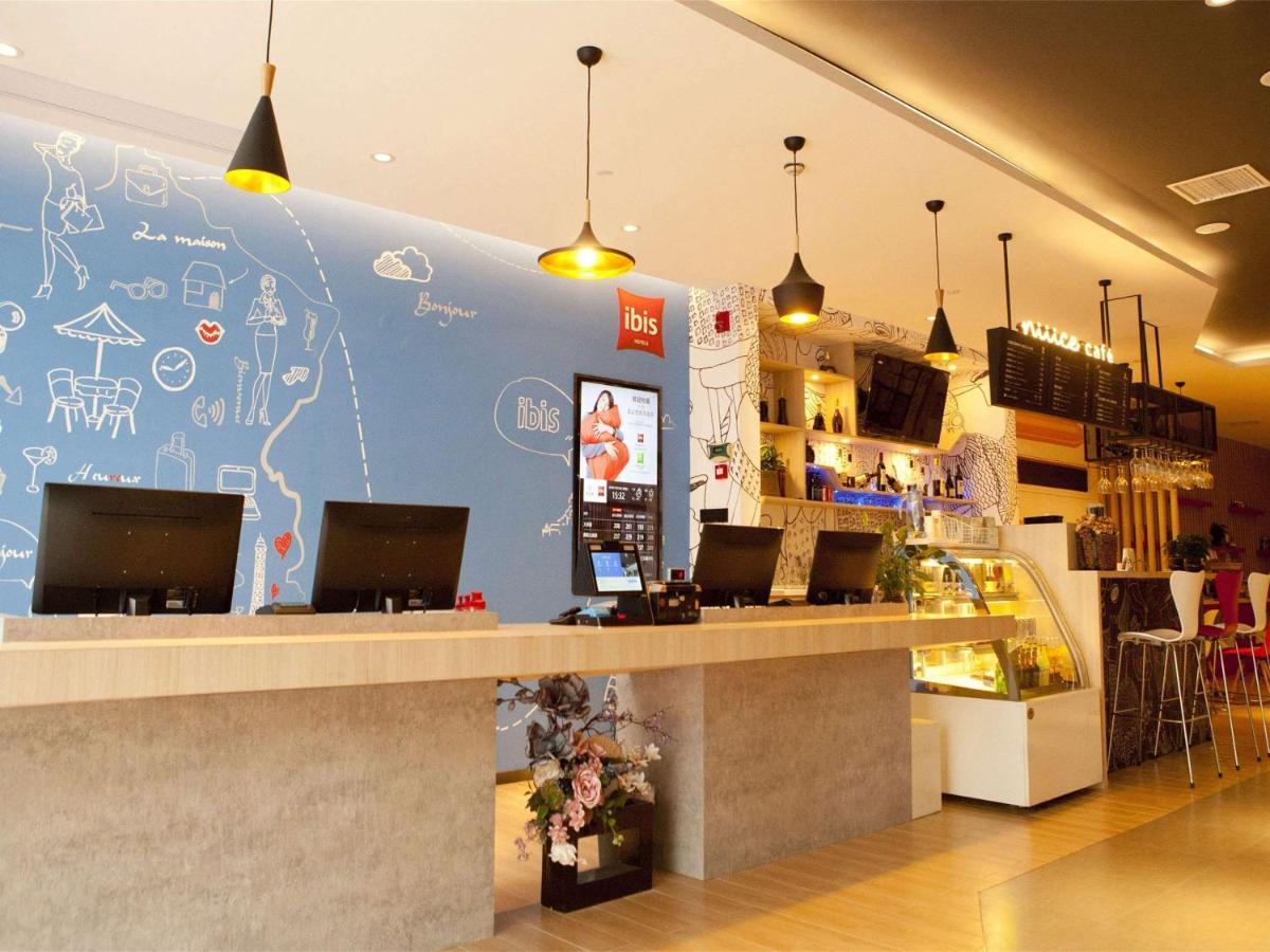 Ibis Tianjin Railway Station North Square Hotell Exteriör bild